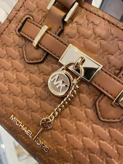 春季新款1299￥🇺🇸直邮！MK 新款迷你浮雕锁头包 商品图8