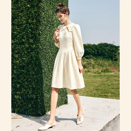 OLrain欧芮儿法式提花连衣裙女早春2023新款收腰镂空小心机茶歇裙 商品图2