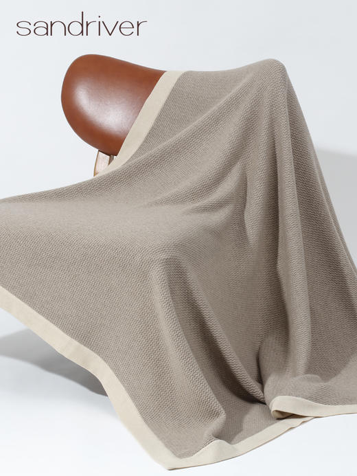 针梭相拼自然色羊绒毯 SJF91P252N 商品图1