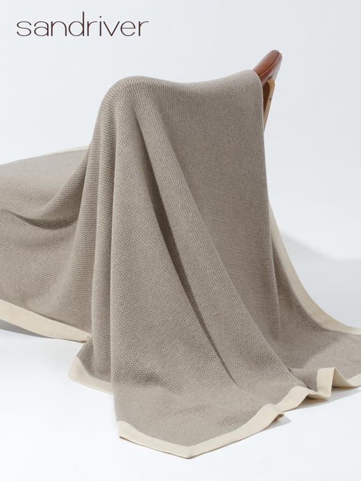 针梭相拼自然色羊绒毯 SJF91P252N 商品图3