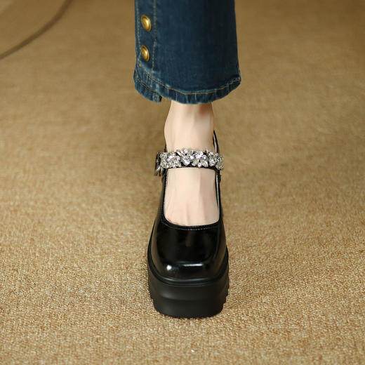 舒适减龄，厚底增高钉珠平头玛丽珍皮鞋ZM-M2879 商品图3