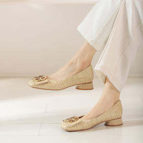 西村名物2022年秋季舒适柔软小跟单鞋18701