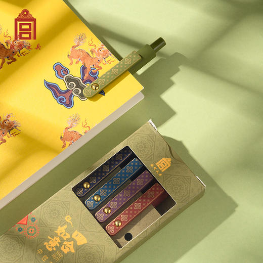 故宫文具宫猫四合如意中性笔学生办公考试书写专用子弹头圆珠笔国潮创意书写直排式速干 商品图4