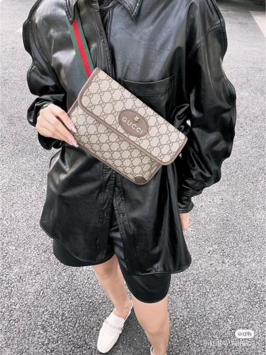 一包难求 别嫌贵 直入专柜 情侣款胸包 商品图2