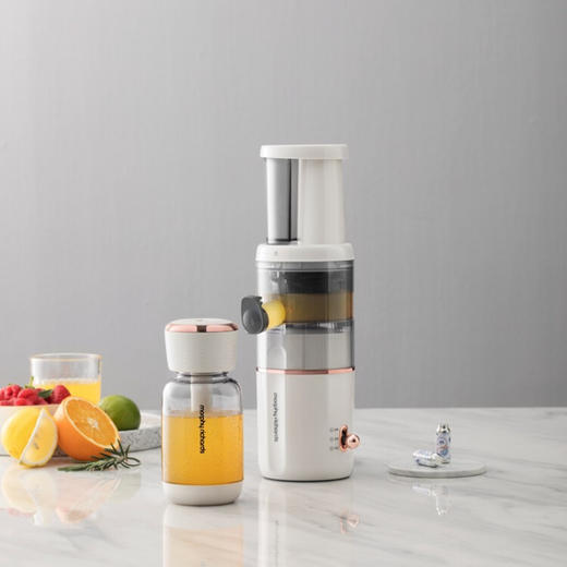 摩飞（Morphyrichards）气泡原汁机榨汁机家用渣汁分离 多功能全自动果蔬榨果汁机MR9900 椰奶白 商品图1
