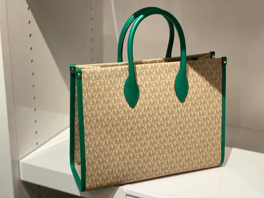 老花款1450￥🇺🇸直邮，Mk Mirella中号logo横托版特包，带有长款肩带，自重超轻 商品图1