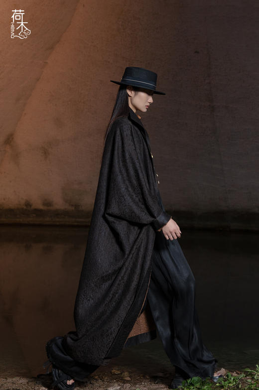 荷木HEMU熹微·丝毛提花长款外套 商品图1