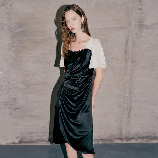 EITIE爱特爱春夏新款时尚气质方领收腰撞色显瘦连衣裙7307027 商品图2