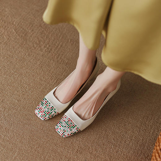 时尚气质，彩钻高跟单鞋YF-A1062 商品图1