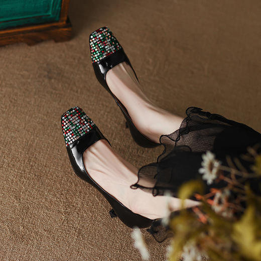 时尚气质，彩钻高跟单鞋YF-A1062 商品图8