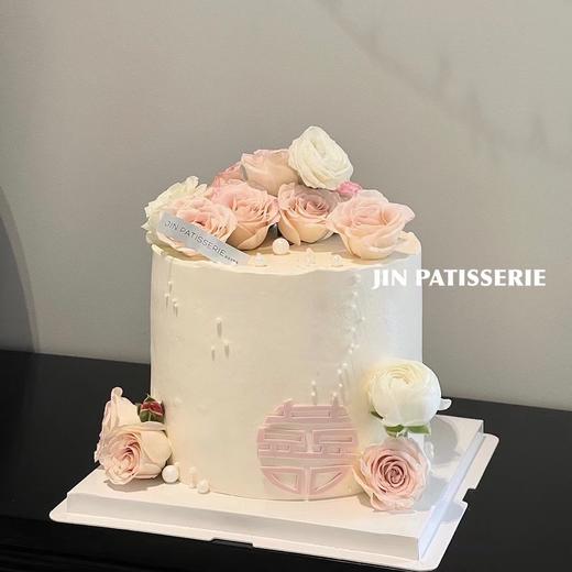 订婚求婚蛋糕（鲜花因季节原因可能会有微差别） 商品图0