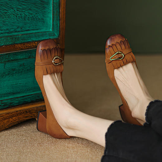 时尚气质，复古擦色流苏单鞋YF-A1070 商品图6