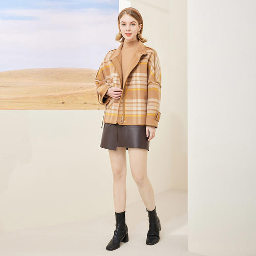 MD920斯尔丽瑟俪2022年冬季新品格子配色拼皮边外套夹克大衣 商品图3