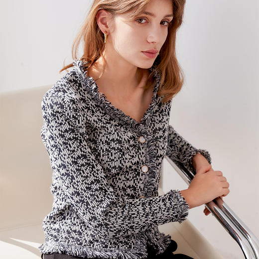 【毛边针织开衫】23年春新品女士V领条纹撞色针织开衫时尚针织外套 商品图1