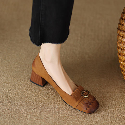 时尚气质，复古擦色流苏单鞋YF-A1070 商品图9