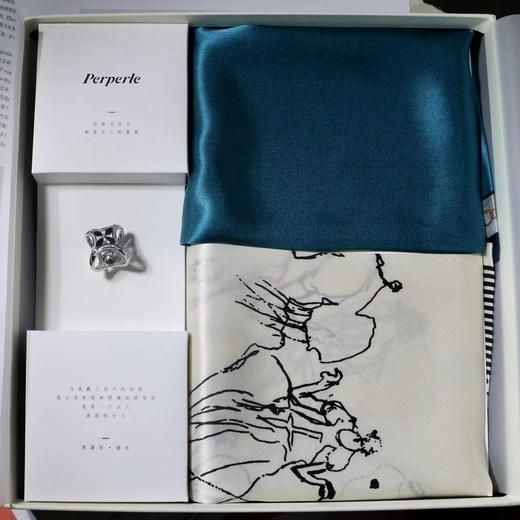 【甄珠贝】春暖花开时，两条小丝巾和一个施华洛世奇水晶丝巾扣三件套礼盒装 商品图9