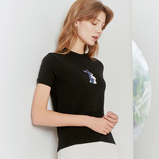 【卡通短袖针织套衫】23年春夏新品女士针织套衫修身兔子卡通图案毛衣 商品图2