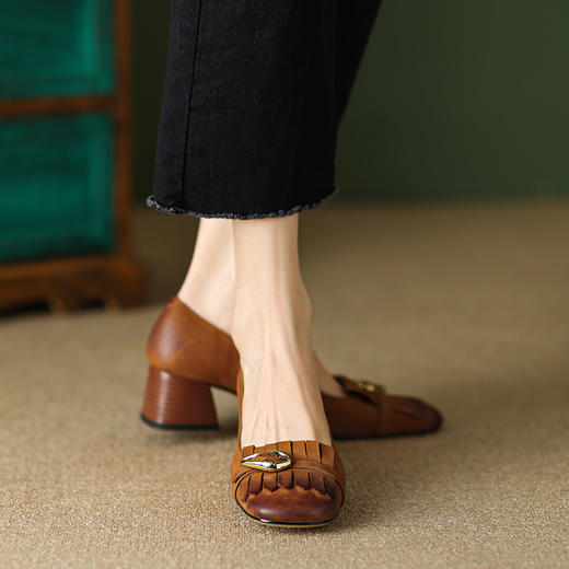 时尚气质，复古擦色流苏单鞋YF-A1070 商品图7