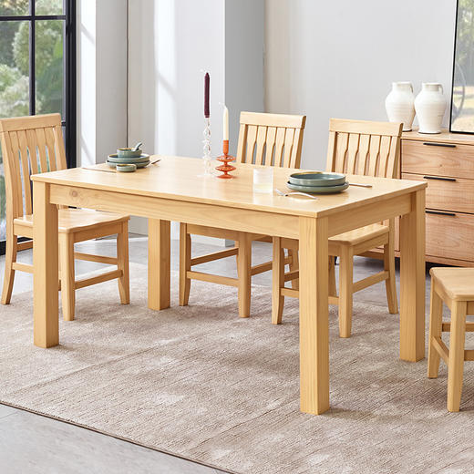 喜梦宝餐桌椅餐桌现代简约饭桌餐桌小户型松木餐桌 商品图1