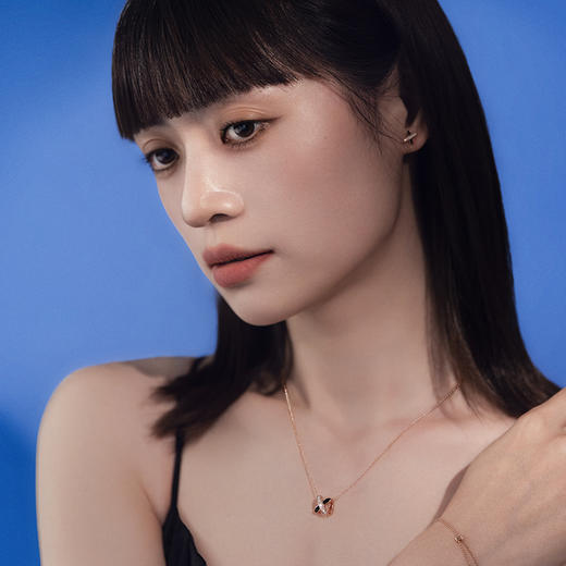 ［结·锁系列］18K玫瑰金钻石耳饰 商品图2