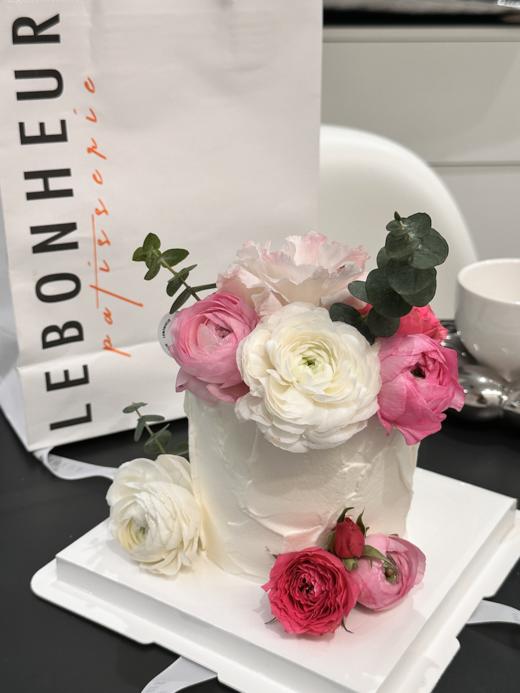 奔赴浪漫 · 奶油蛋糕 商品图0