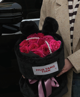 LOVE YOU 兔  BLACK版 · 花束