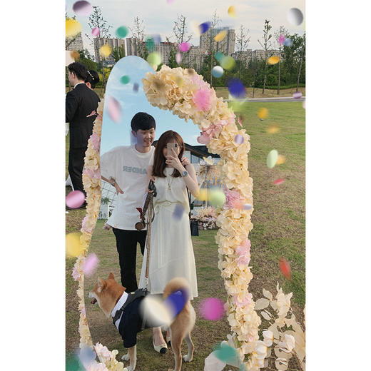 金蘑菇菇【夏日画廊 原创三醋酸系列】冷晶醋酸宽松v领长袖衬衫 商品图2