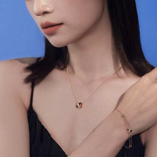 ［结·锁系列］18K玫瑰金钻石手链 商品图3