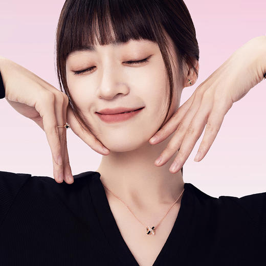 ［结·锁系列］18K玫瑰金钻石耳饰 商品图3