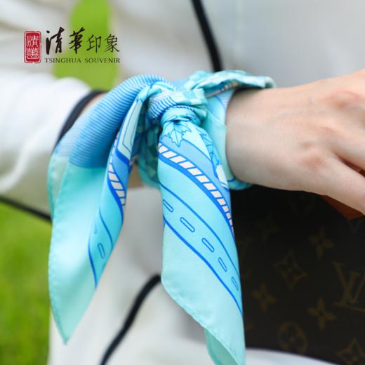 巍然吾校 清华桑蚕丝方丝巾（中） 商品图2