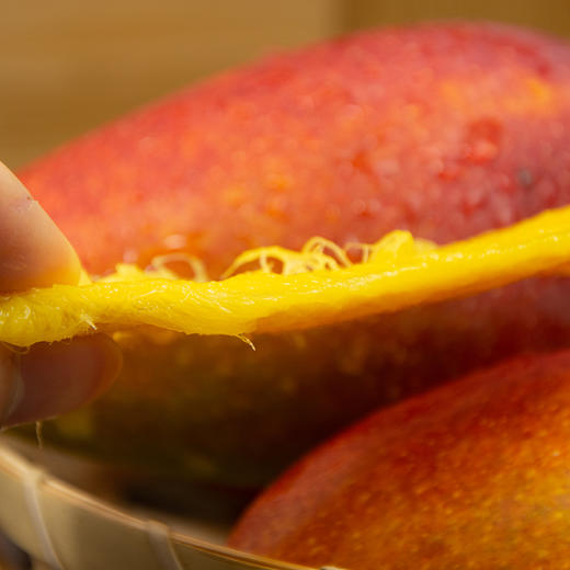 【顺丰包邮】海南树上熟贵妃芒  嫩滑香甜 4斤小果/精品果礼盒装 商品图3