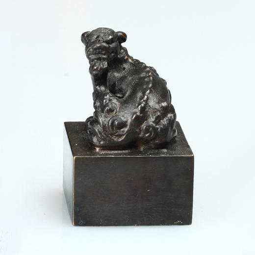 孤品013779:仿古黄铜兽钮方章-2.3*2.3*3.5cm 商品图1