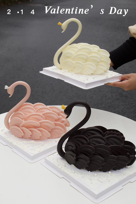 天鹅蛋糕（下单备注颜色 商品图0