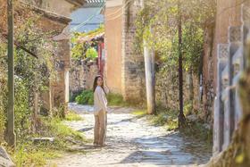  “2023年第一场旅行，遇见刘亦菲” 