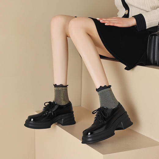 时尚减龄，耐磨防滑橡胶底厚底撞色真皮单鞋HB-9003 商品图10