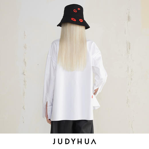 JUDYHUA 植绒红唇设计款衬衫 商品图2