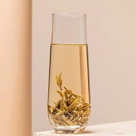 【单SKU】广林福 福鼎白茶 2022尝鲜白毫银针 300g木箱保存 适合收藏自饮 商品图2