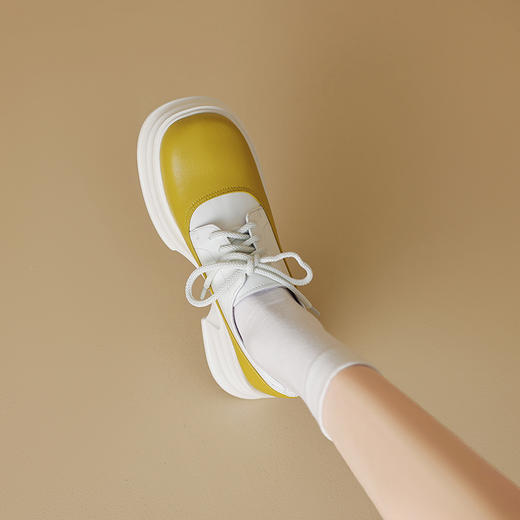 时尚减龄，耐磨防滑橡胶底厚底撞色真皮单鞋HB-9003 商品图1