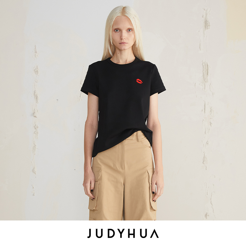JUDYHUA 植绒小红唇设计T恤
