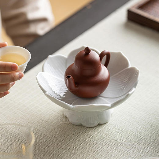 「中式高脚沥水果盘陶瓷茶点盘」精致莲花形点心盘 禅意清供糕点碟 商品图3