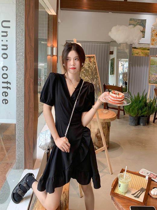 <曾小咸推荐> 连衣裙V领荷叶边中长款气质小黑裙潮 商品图5
