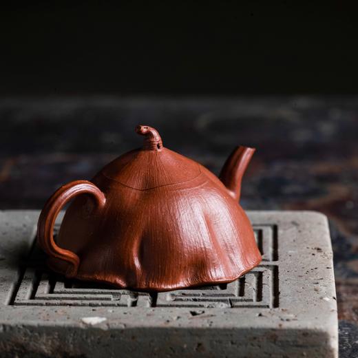 出尘  |  荷田田  红降坡泥 紫砂壶 商品图1