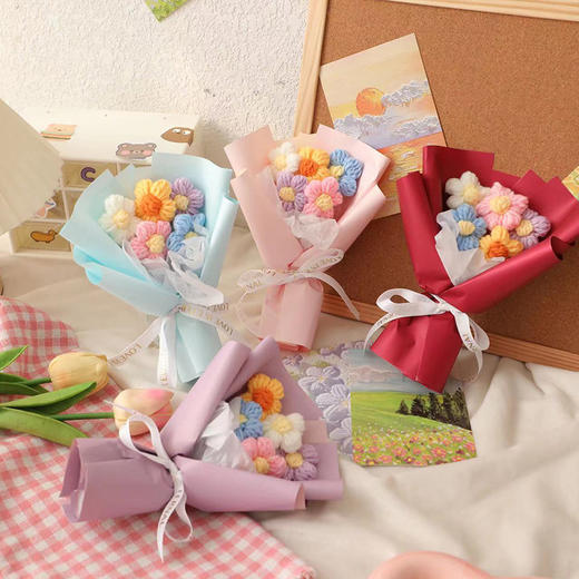 【2束任选】教师节创意针织花泡芙花小花束毛线花束花艺装饰摆件礼物礼品三八妇女节情人节 商品图0