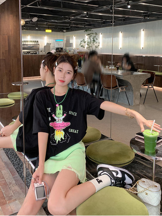 <曾小咸推荐> 微信粉丝秒杀专场 仅此今天 活动结束下架 绿色高腰牛仔短裙 日常119.00 立减59.01 秒杀59.99！！ 商品图2