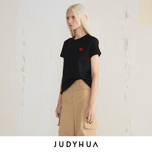JUDYHUA 植绒小红唇设计T恤 商品图1