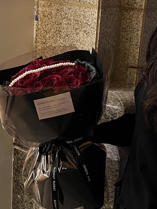 白天鹅红玫瑰系列花束 商品图7