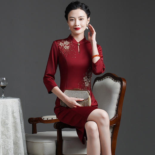 婚宴优雅中老年，旗袍改良连衣裙DY-Q6236 商品图2