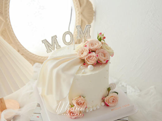 女士款 粉色系小玫瑰 鲜花 妈妈 生日蛋糕 商品图1