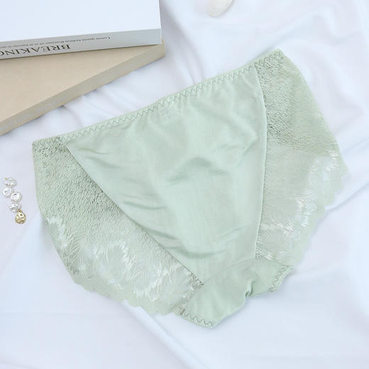 TG-TG01S133春夏真丝内裤女 蕾丝性感三角内裤透气舒适包臀中腰短裤 商品图6