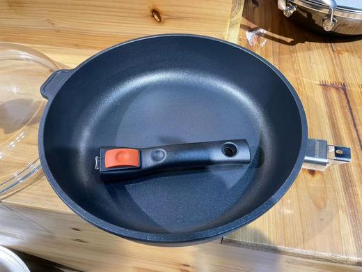 DLL【中欧班列精选】德国不沾平底锅 原装进口德国KACHING不粘锅平底圆锅20cm/26cm/28cm 商品图5